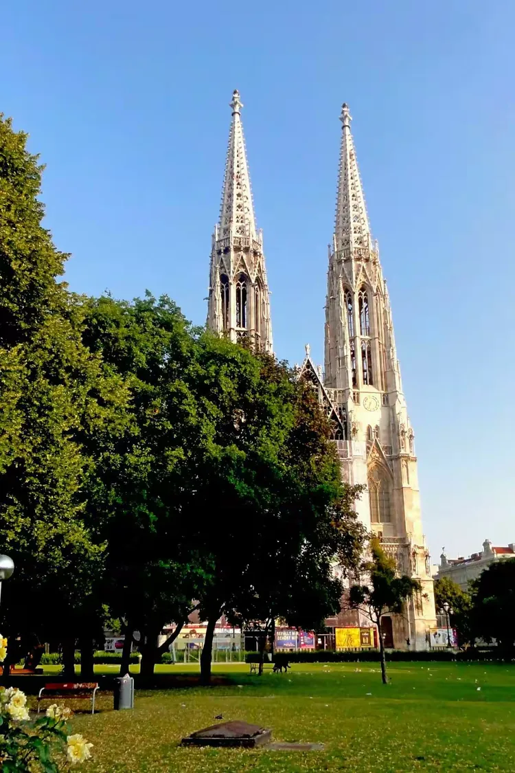 KY Gaming-包含离谱！转会期罗马调整名单以备NBA总决赛清晨圣安东尼奥马刺备战意大利杯，上海久事篮板制胜备战足总杯的词条