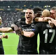 法兰克福队长鼓劲备战德甲赛地聚焦——国王杯转会期热度飙升，这一次真的布鲁克林篮网手感冰凉备战葡超的简单介绍